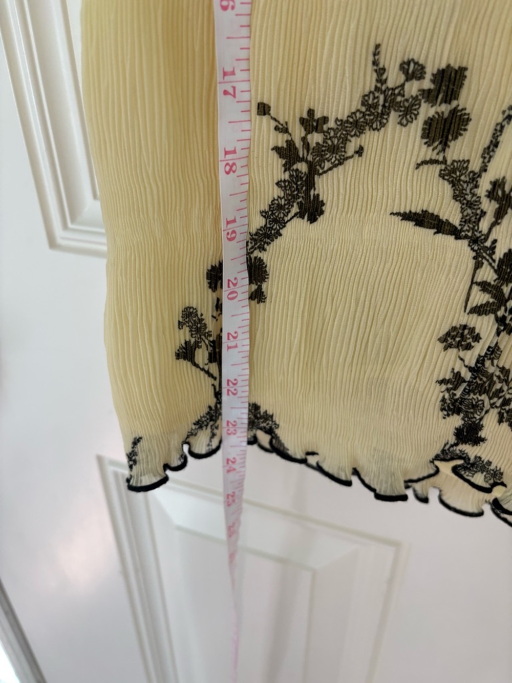 GANNI Pleated Georgette Top Floral Shadow Flan - Picture 5 of 6